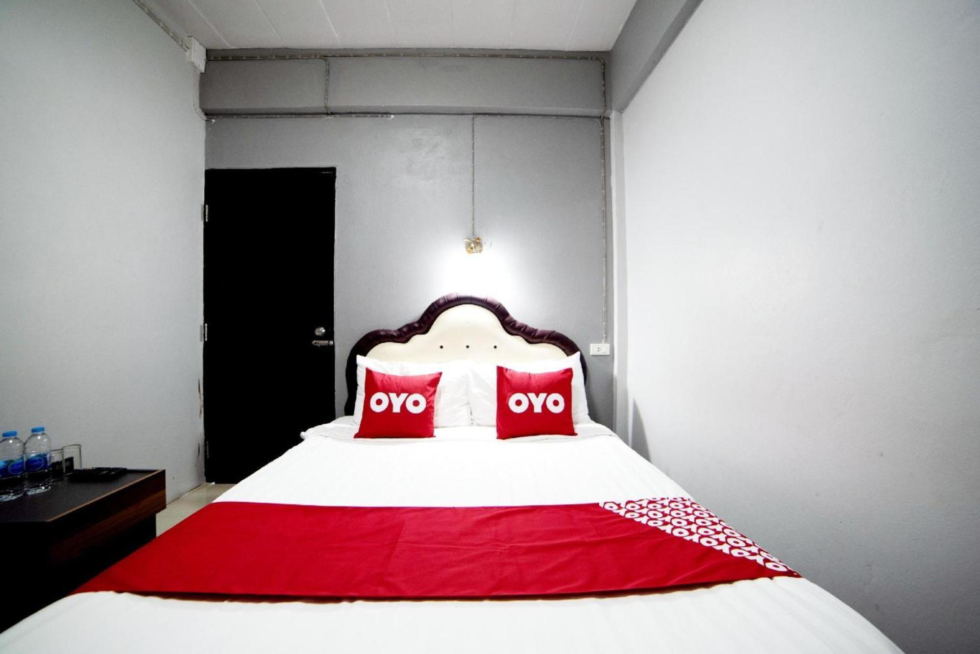 Oyo 465 Krung Kao Traveller Lodge Phra Nakhon Si Ayutthaya Exterior photo