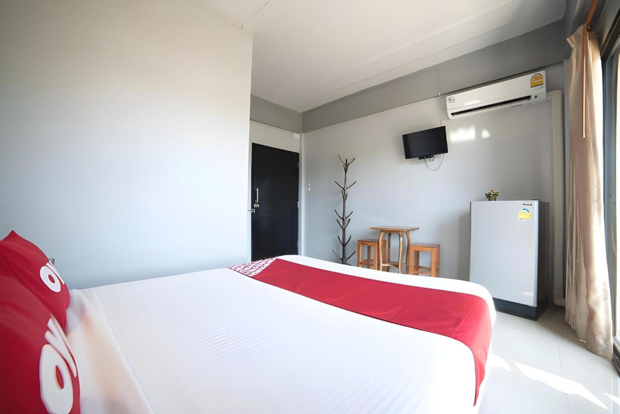 Oyo 465 Krung Kao Traveller Lodge Phra Nakhon Si Ayutthaya Exterior photo